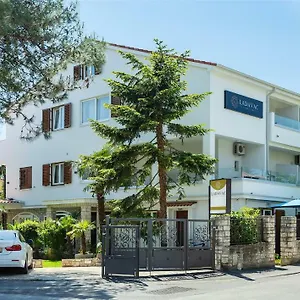 4* krevet i doručak Villa Ladavac B&B