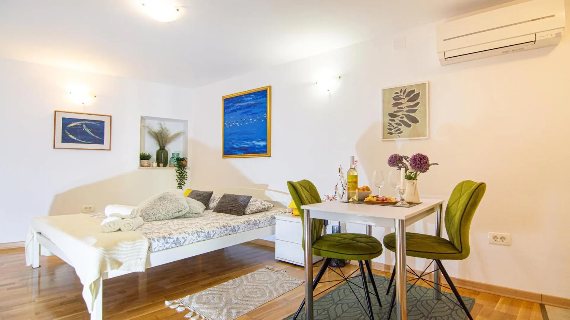 Malvazija 1 And 2 Apartment Rovinj Croatia